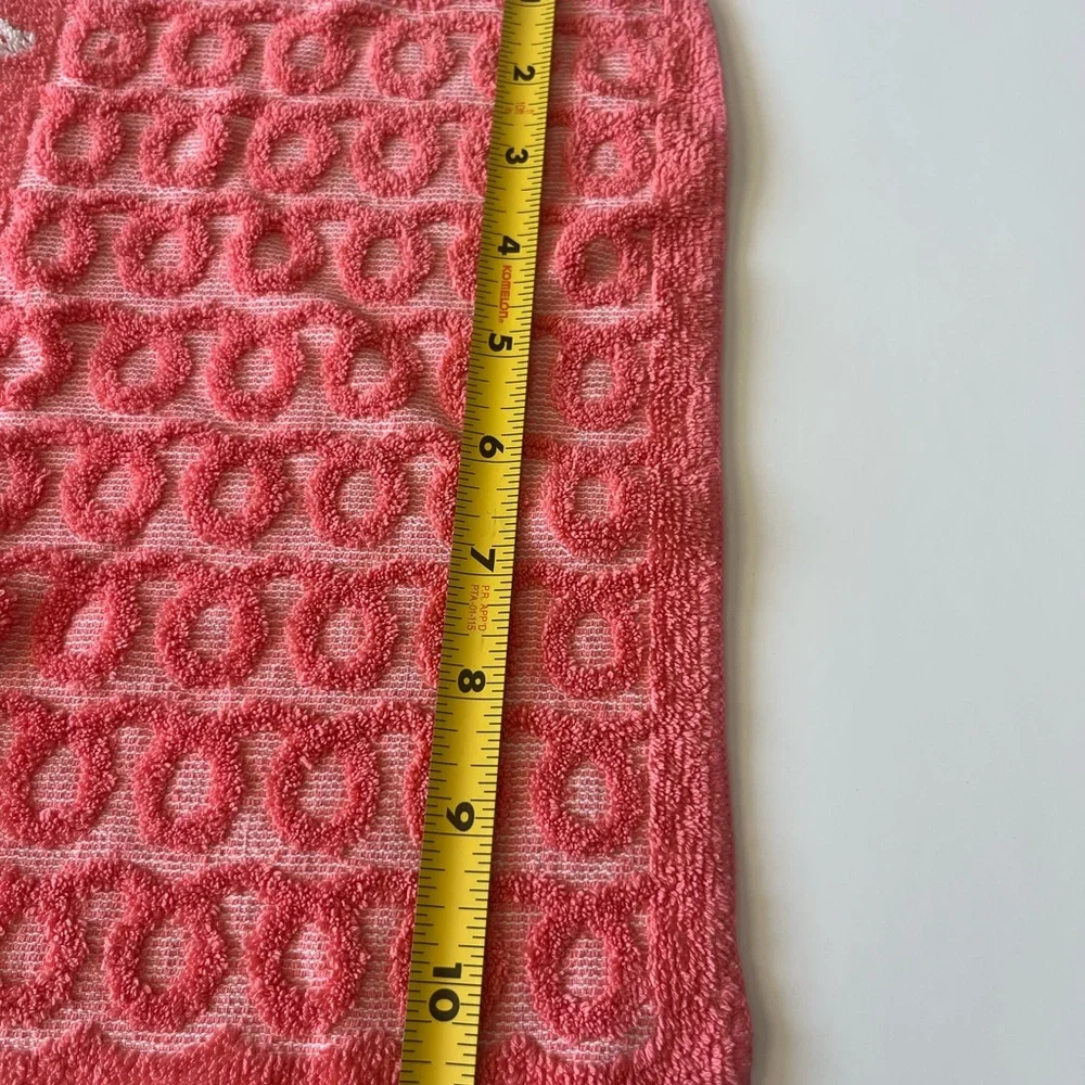 •Vintage 70s Cannon Pink Floral Textured Washcloths x2•